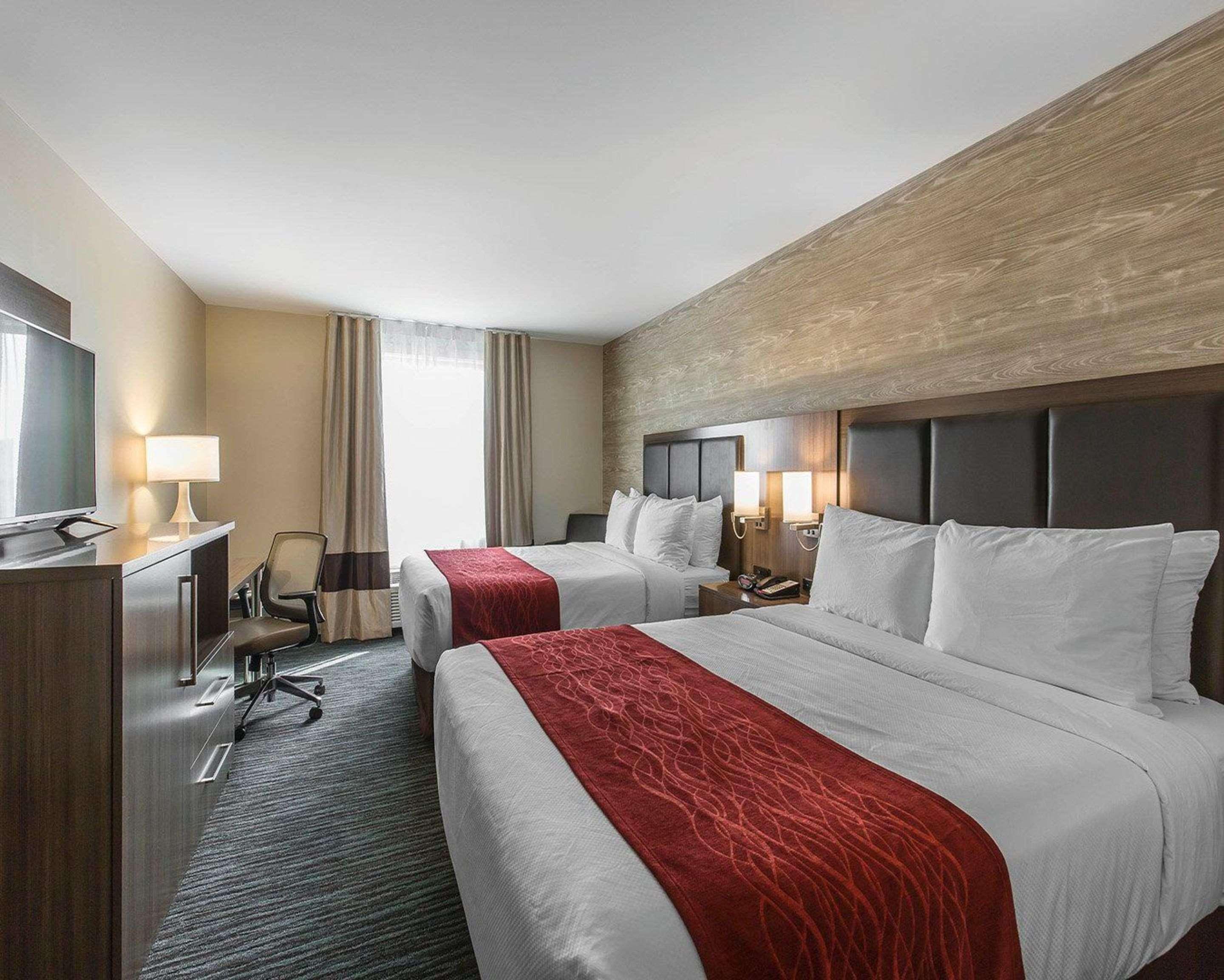 Comfort Inn & Suites Airport North YYC Eksteriør bilde